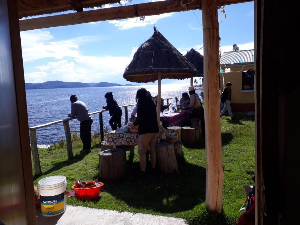 Hostal Luna Del Titikaka En Isla De La Luna Bolivia Hotel Екстериор снимка